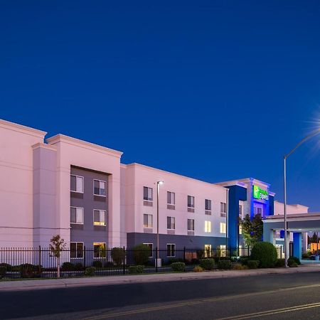 Holiday Inn Express Stockton Southeast By Ihg Exteriör bild