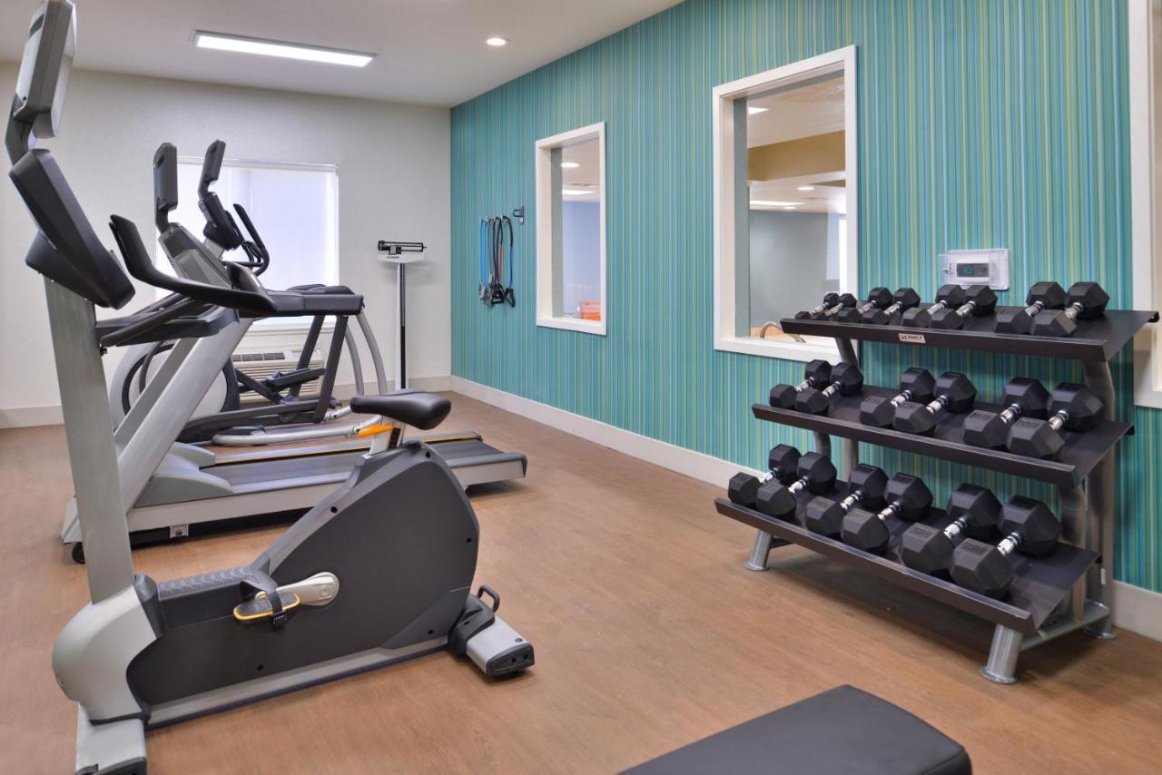 Holiday Inn Express Stockton Southeast By Ihg Exteriör bild